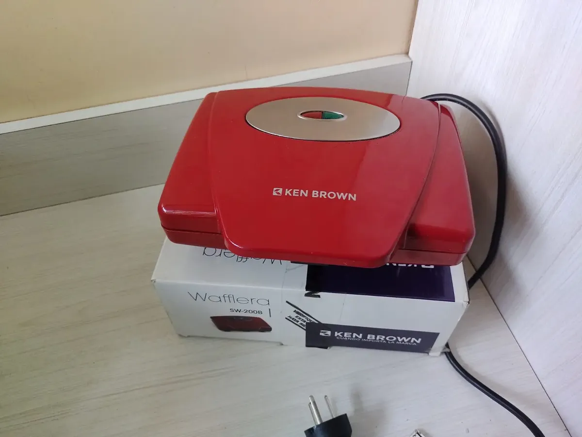 Waflera Electrica Antiadherente Ken Brown Sw-200b — foto 5